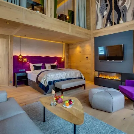 מלון Cocoon - Alpine Boutique 5*