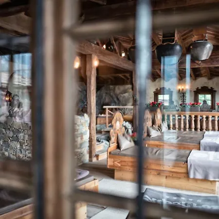 Hotel Cocoon - Alpine Boutique 5*