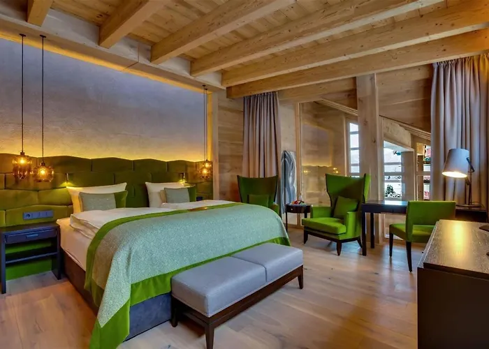 Cocoon - Alpine Boutique Отель