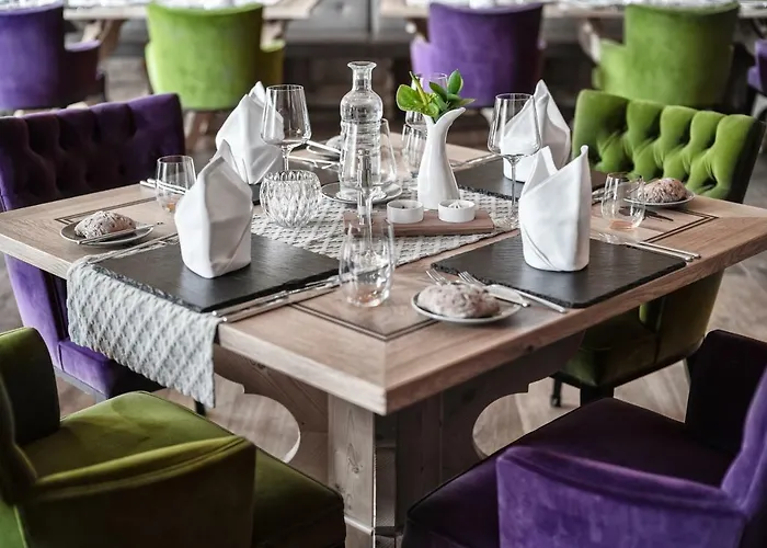 Cocoon - Alpine Boutique