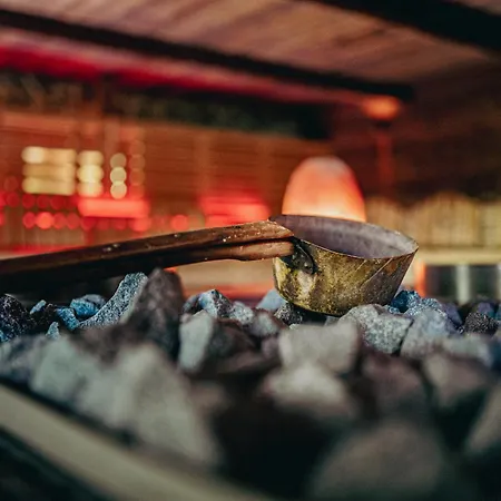 Cocoon - Alpine Boutique