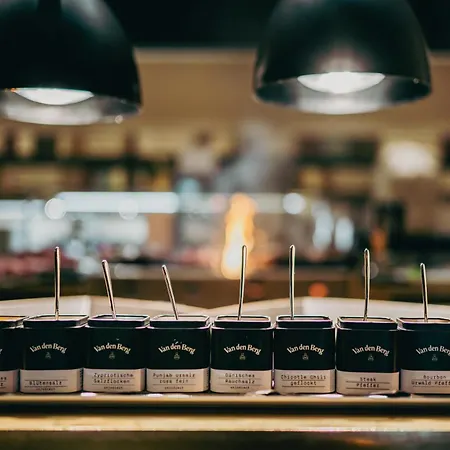 Cocoon - Alpine Boutique מאוראך