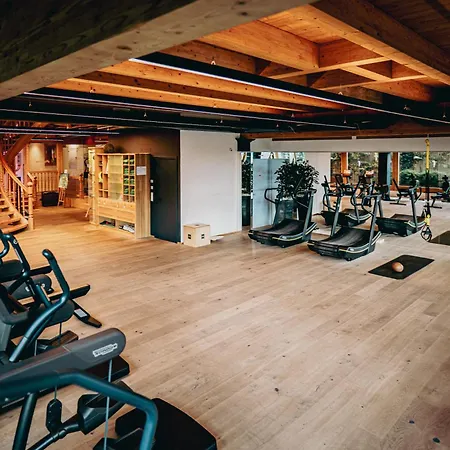 Cocoon - Alpine Boutique מלון 5*