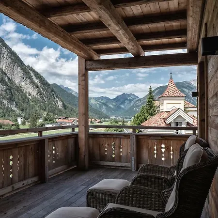 Cocoon - Alpine Boutique Hotel 5*