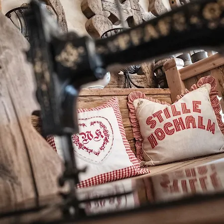 Cocoon - Alpine Boutique 5* מאוראך