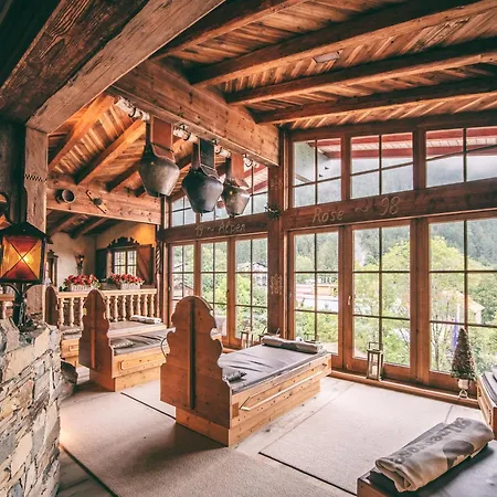 Cocoon - Alpine Boutique 5*