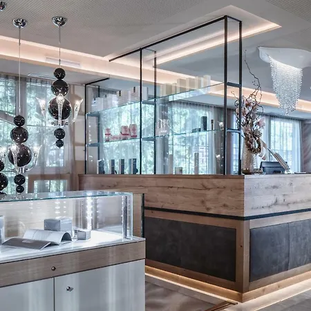 Hotel Cocoon - Alpine Boutique Maurach (Achensee)